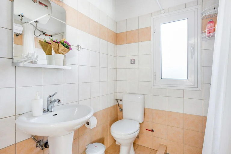 Bathroom 4, Psirri Artistic Rooftop Apartment with Acropolis View, Attica