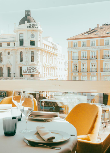 Food & Drinks 5, Only for Women Hostel Madrid-Sol, Madrid