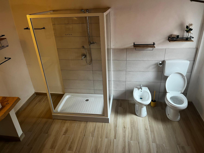 Bathroom 3, Villette Monte Alto, Messina
