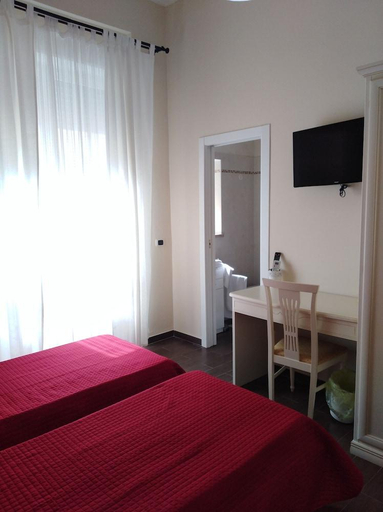 Bedroom 2, DomuS al Corso B&B, Barletta-Andria-Trani