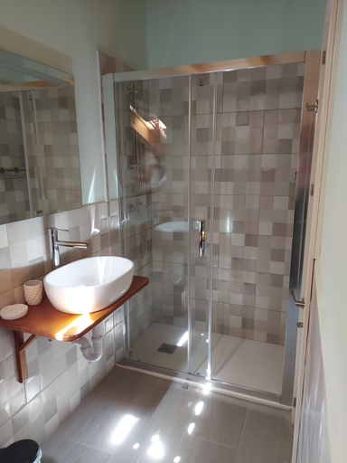 Bathroom 5, aCienLeguas, Burgos
