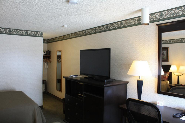 Bedroom 3, Holiday Motel, Humboldt