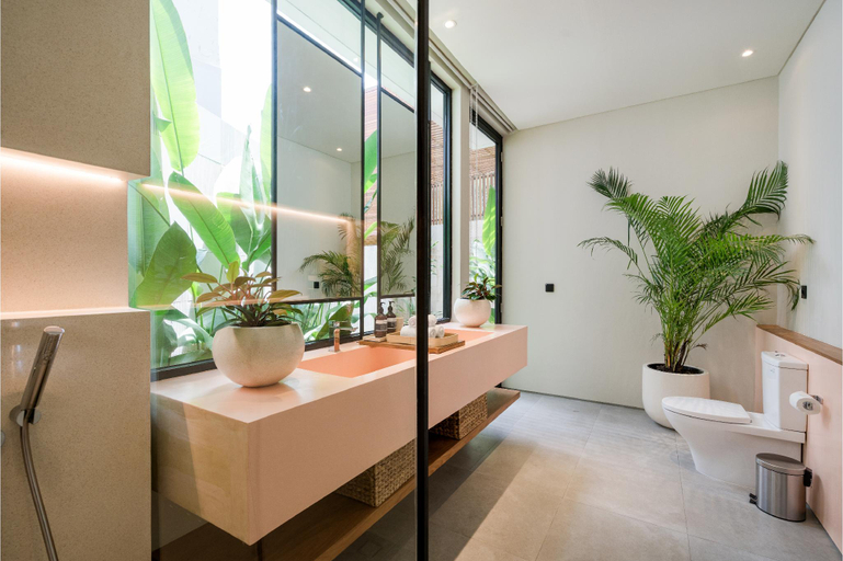 Bathroom 4, Uma Namu Villa by Betterplace, Badung
