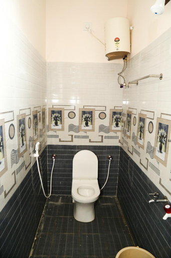 Bathroom 5, GK RESIDENCY, Thanjavur