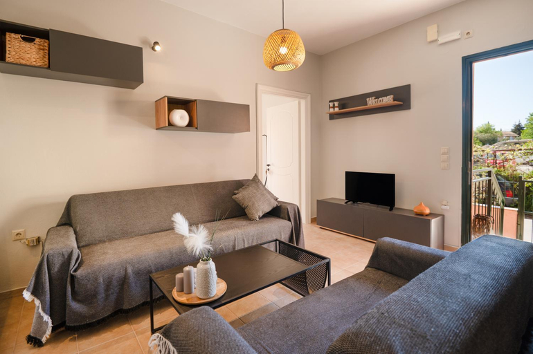 Others 5, Katherine's apartment, Ionian Islands