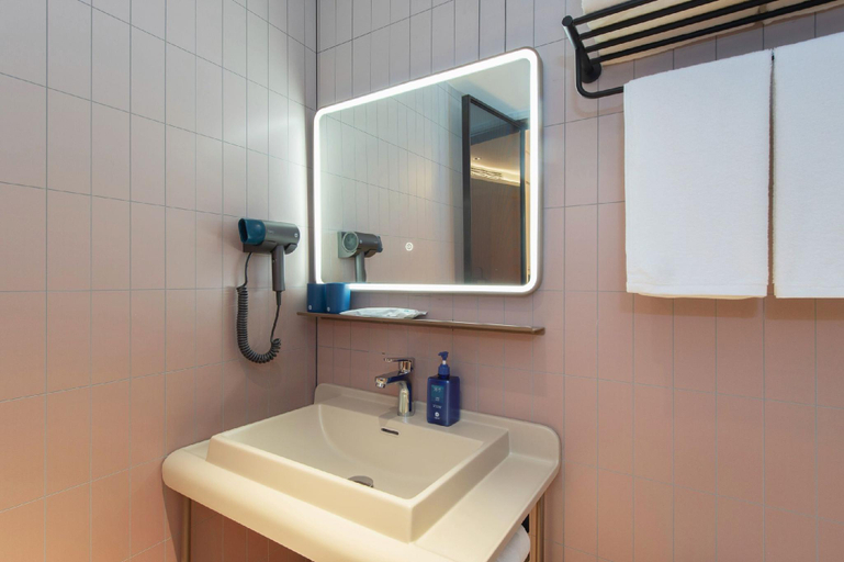 Bathroom 3, Hanting Hotel Changbaishan Erdao Baihe, Yanbian Korean