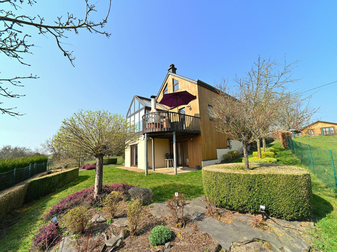 3, Holiday Home in Noiseux with BBQ Terrace, Namur