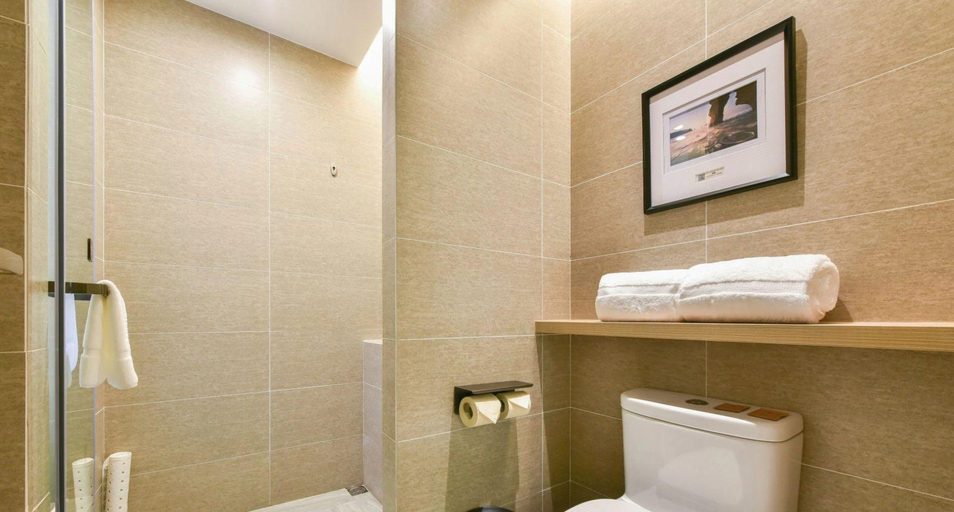Bathroom 3, Atour Hotel Dalian Lvshunkou, Dalian