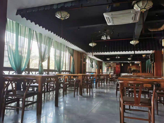 Food & Drinks, Qinye Hotel, Beihai