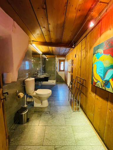 Bathroom 3, Chasa Veglia, Inn