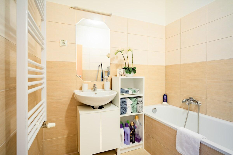 Bathroom, Panna Marina Apartment by NW, Budapesti
