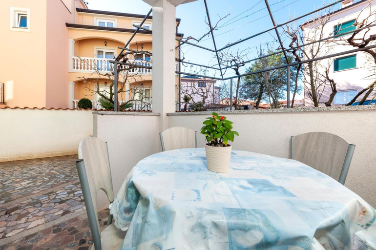 Others 4, Villa Mara, Rovinj