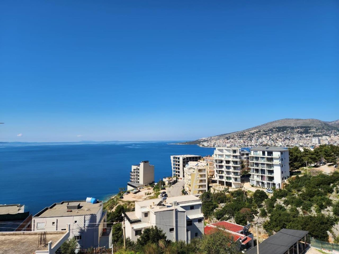 Others 5, JB Apartments, Sarandës