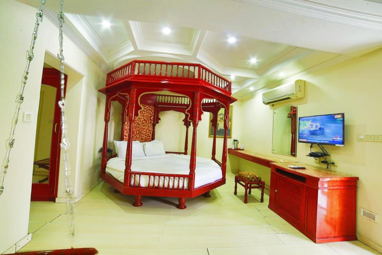 Bedroom 3, Hotel Samrat International, Sirohi