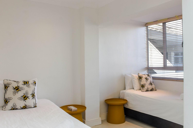 Bedroom 2, First floor apartment with beautiful sea view, City of Cape Town