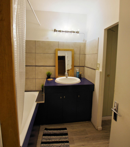 Bathroom 3, Hostel les Cordees Liees, Tarn