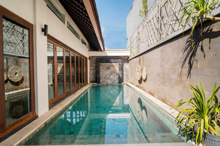 Sport & Beauty 2, Ocean Breeze Villa -4BR villa in Canggu, Badung