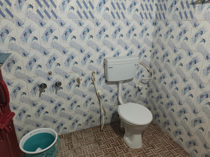 Bathroom 3, Green hills farm and guest house, The Nilgiris