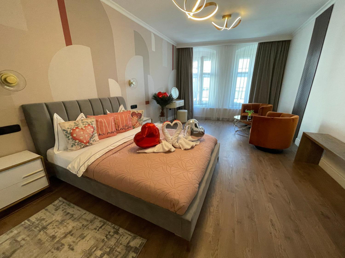 Others 5, Luxuroom, Sibiu