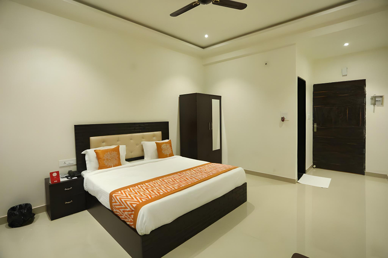 Others 4, Anamsa Residency, Mathura