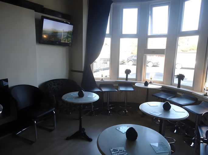 Others 5, Alandene, Blackpool