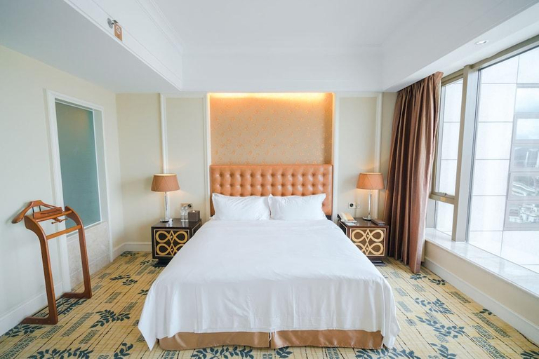 Bedroom 3, King Century Hotel, Zhongshan