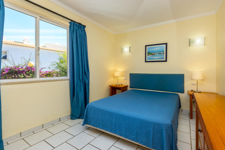 Bedroom 2, Club Ouratlantico, Albufeira