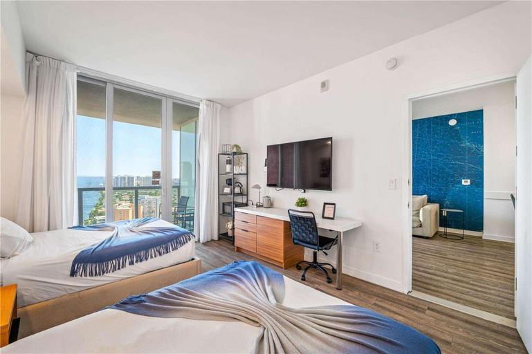 Bedroom 3, Apartment w Balcony Pool Near Beach, Broward