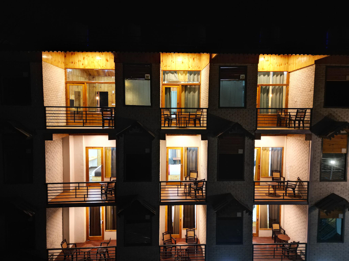 Exterior & Views, The Golden Castle Hotels, Nainital