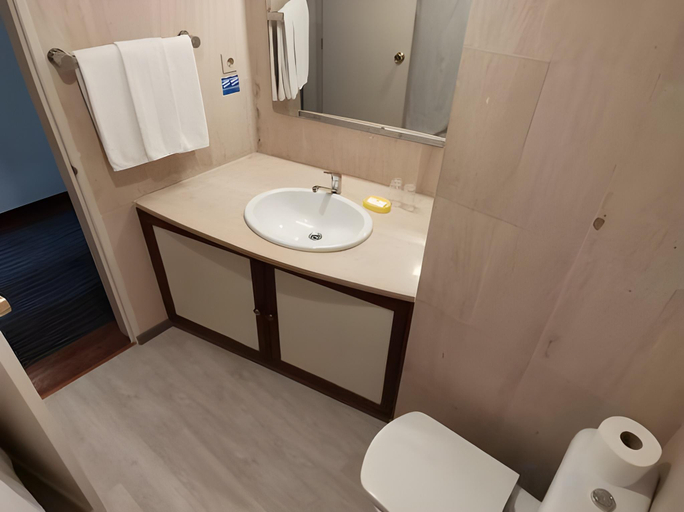 Bathroom 5, Aparthotel Imperatriz, Funchal