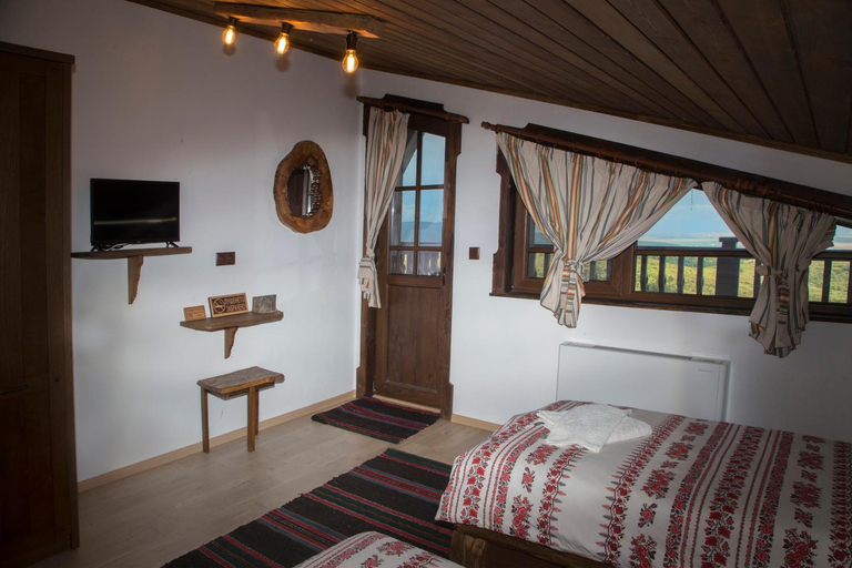 Bedroom 2, Chateau Erkech, Pomorie