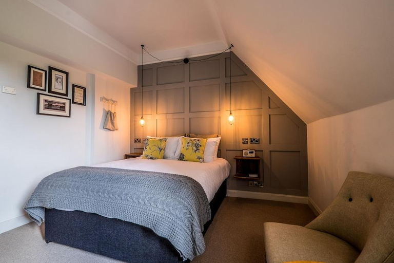 Bedroom 2, The Alexander Pope Hotel, London