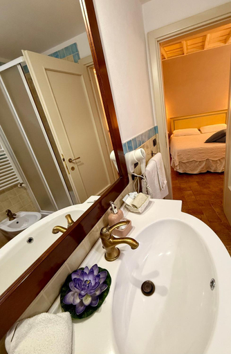 Bathroom 2, Relais Il Monaco, Rome