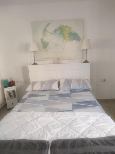 Bedroom 2, Alba 2 apartamento y Alba 3 habitacion con bano, Las Palmas