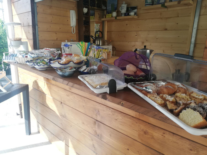Others 2, Askia Rooms & Breakfast, Salerno