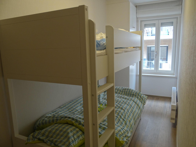 Bedroom, Apartment in Nieuwpoort near the Beach, West-Vlaanderen