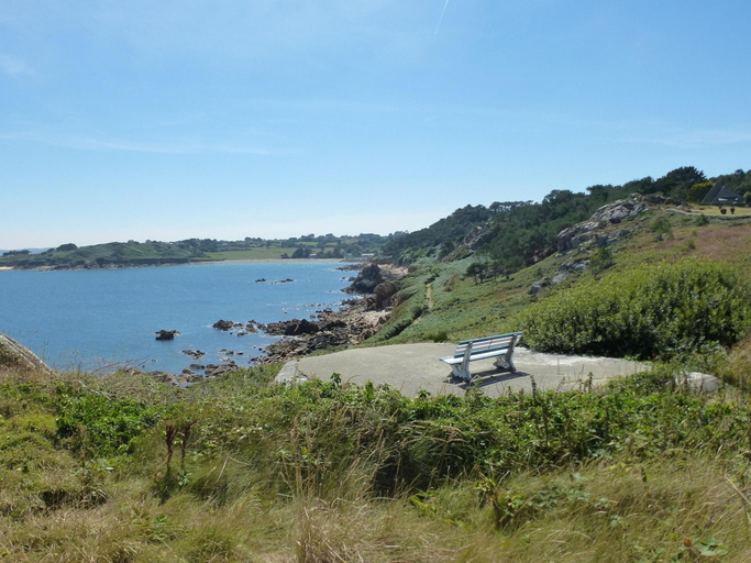 Others 3, Port-Blanc Beach Cottage in Plougasnou, Finistère
