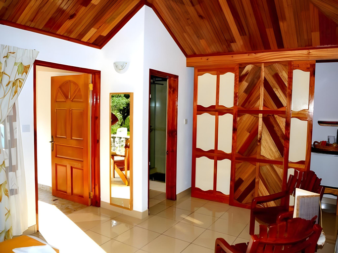 Others 5, Calou Guest House