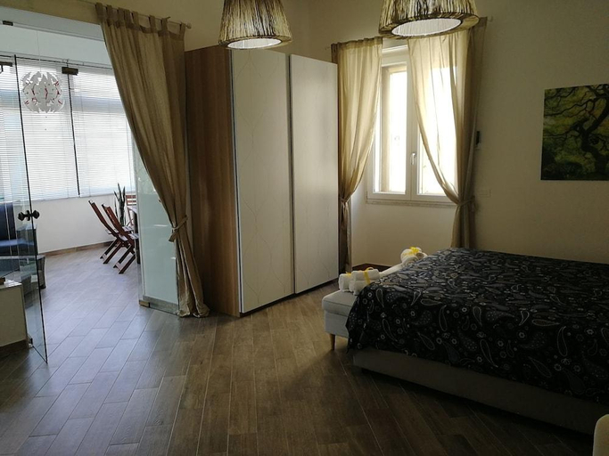 Bedroom 3, Maison Lumière, Salerno