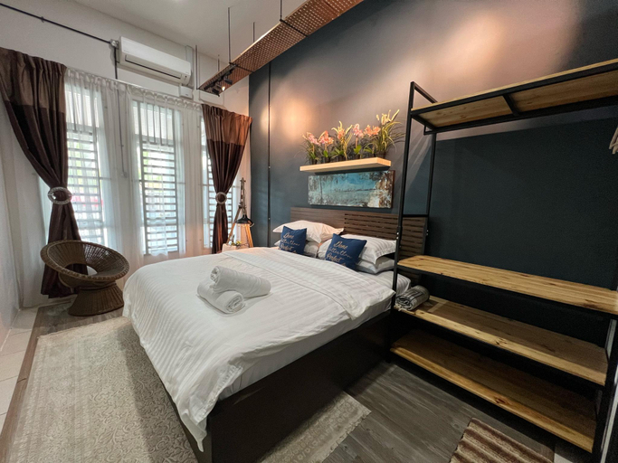 Bedroom 2, Cozy Beach Getaway, Kuantan