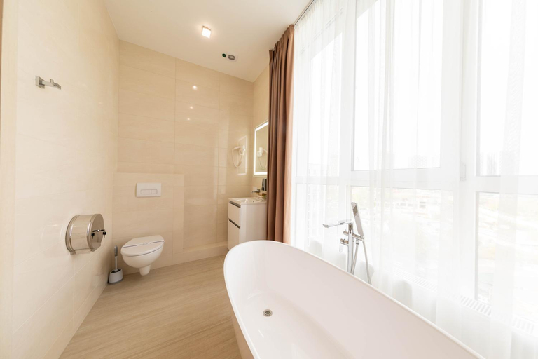 Others 3, MISTO capsule hotel, Darnyts'kyi