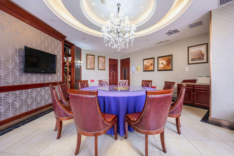 Food & Drinks, Zhengtian Landmark Hotel, Karamay
