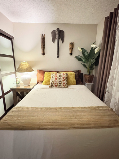 Bedroom 3, Urban Atlas, Division No. 11