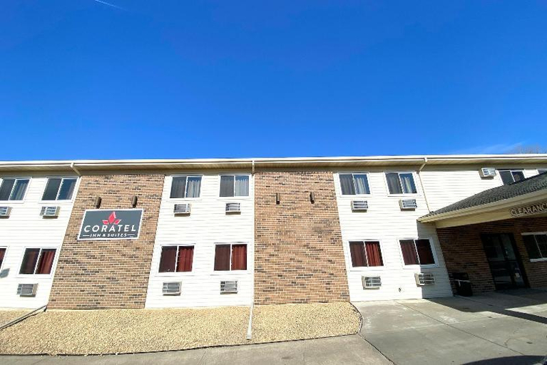 Exterior & Views 2, Sky-Palace Inn & Suites Hastings, Dakota