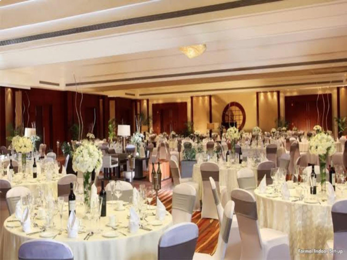 Food & Drinks, Royal Rex Hotels & Spa, Amuwo Odofin