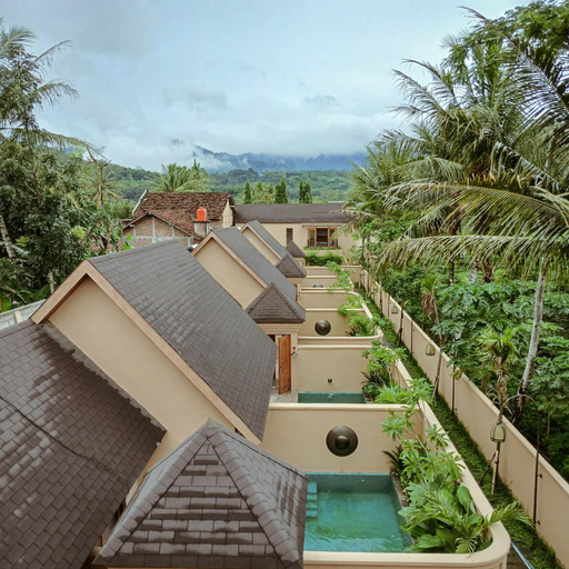 Others 3, Adhisthana Villas, Magelang