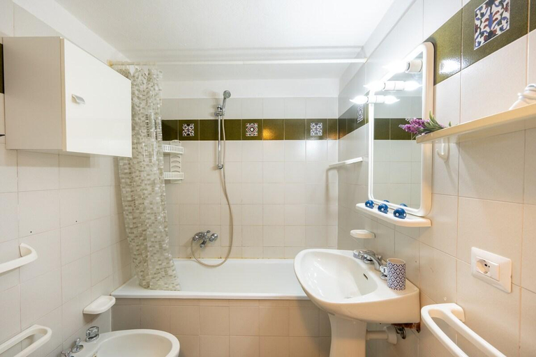 Bathroom, Green House | con piscina e 9min dalla Spiaggia, Olbia-Tempio
