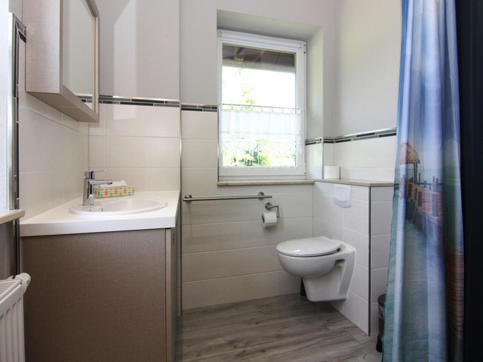 Bathroom 3, Ferienwohnung, Zemitz, Vorpommern-Greifswald