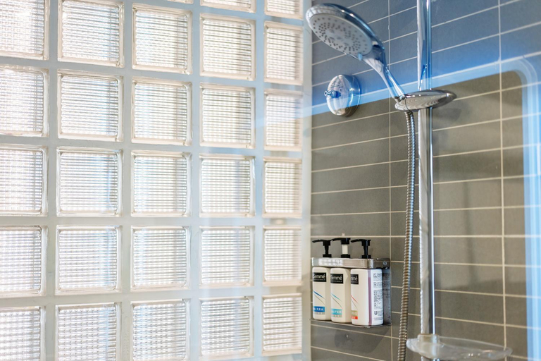 Bathroom, Holiday Inn Express Chengdu Wuhou By IHG, Chengdu