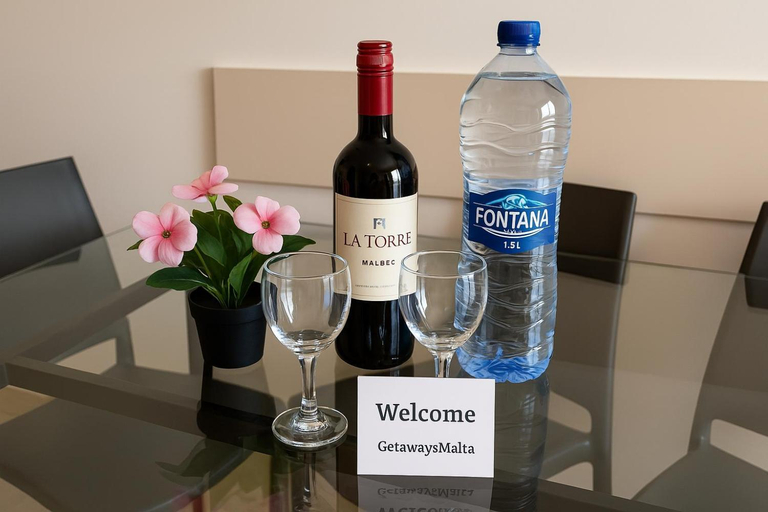 Food & Drinks, Harbour Lights Seafront 2 bedroom apartment, Saint Paul's Bay